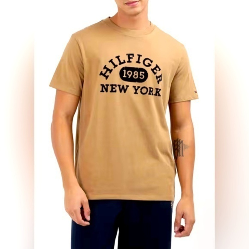 Tommy Hilfiger Men's Beige Regular Fit T-Shirt Short-Sleeve Crewneck Graphic XS